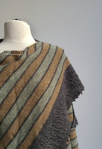 Lada Shawl