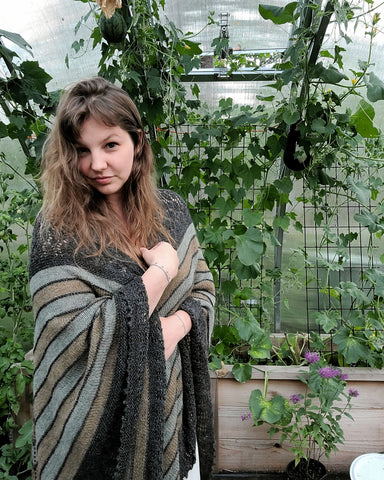 Lada Shawl