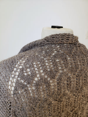Hen Wife Shawl Knit Pattern